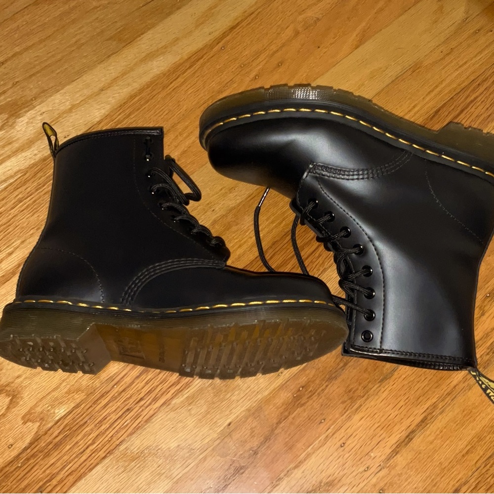 Smooth Black 1460 Doc Martens Boots